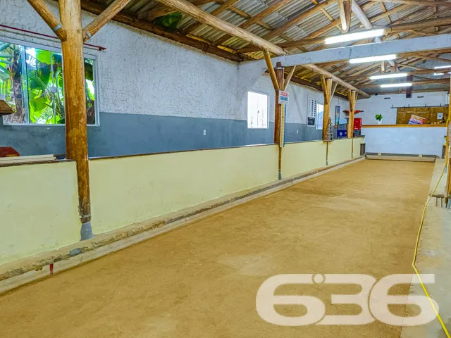 Descubra um imóvel comercial único em Balneário Ba
