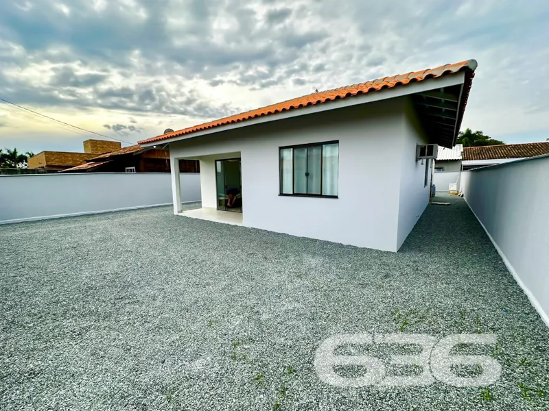 Oportunidade em Balneário Barra do Sul/SC – Casa T