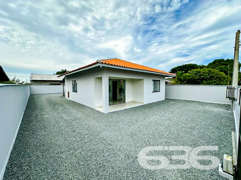 Oportunidade em Balneário Barra do Sul/SC – Casa T