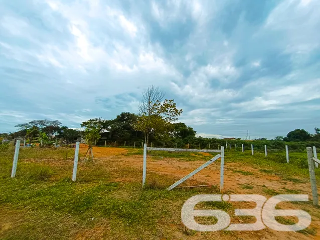 Terreno de esquina com 752m² em Balneário Barra do