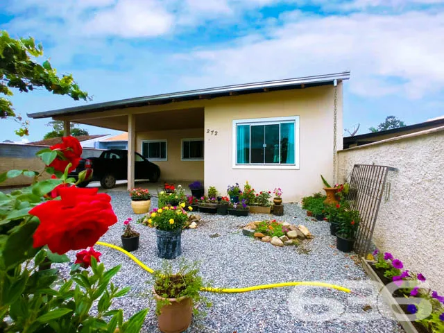 OPORTUNIDADE, 2 CASAS EM TERRENO NO BAIRRO SALINAS
