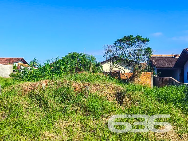OPORTUNIDADE PARA CONSTRUIR O SEU SONHO NO LITORAL