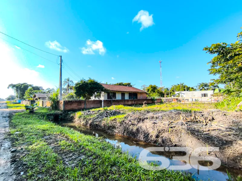 Terreno plano e pronto para o seu projeto em Balne
