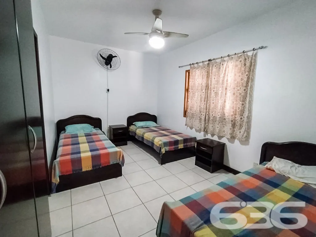 Descubra o encanto deste magnífico sobrado à venda