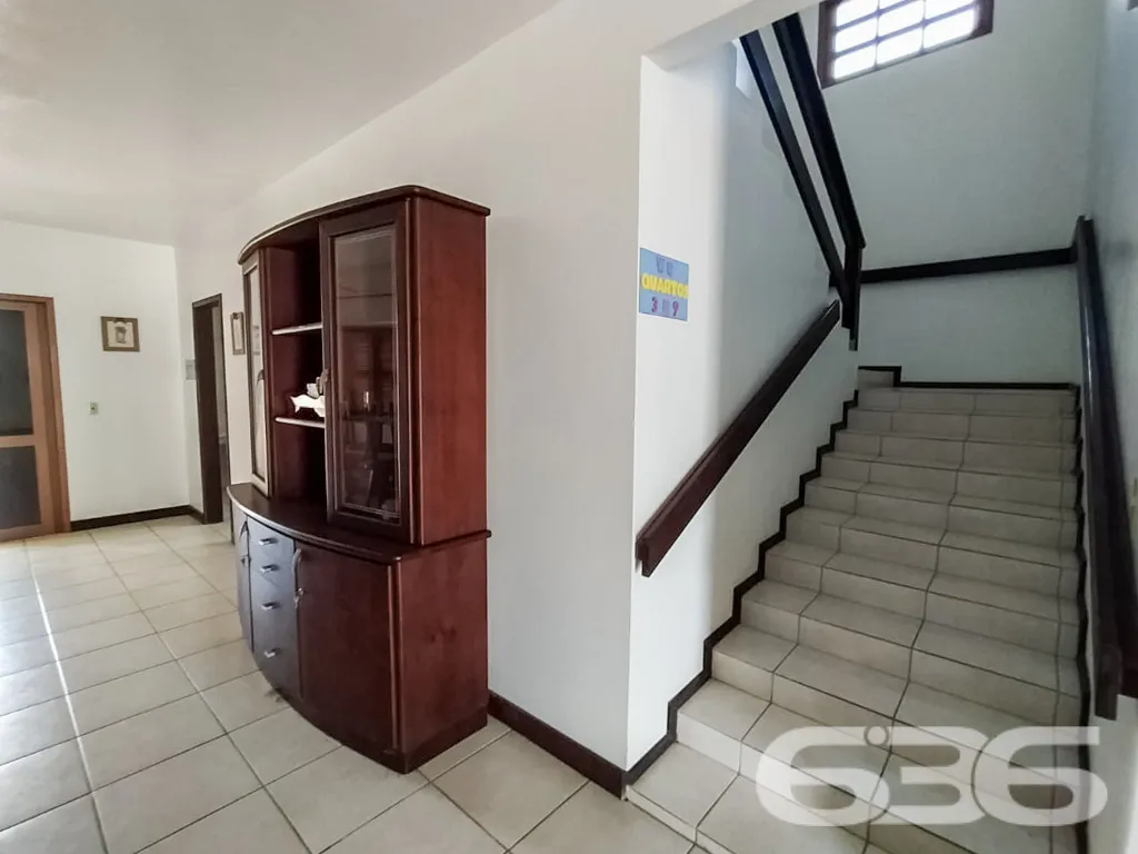 Descubra o encanto deste magnífico sobrado à venda