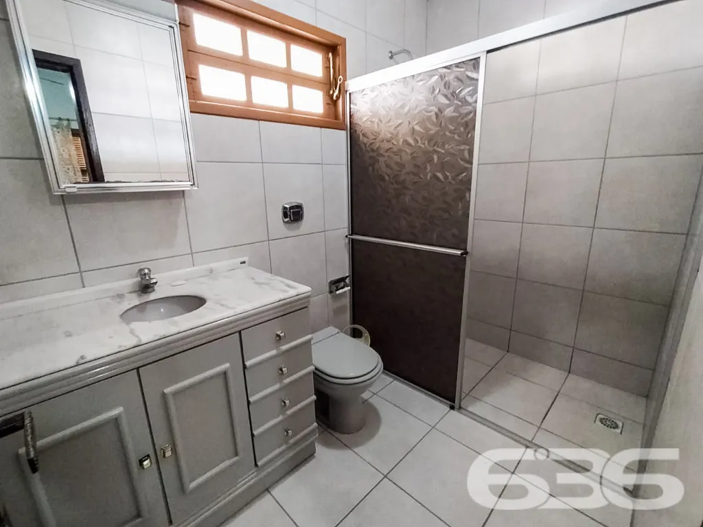 Descubra o encanto deste magnífico sobrado à venda