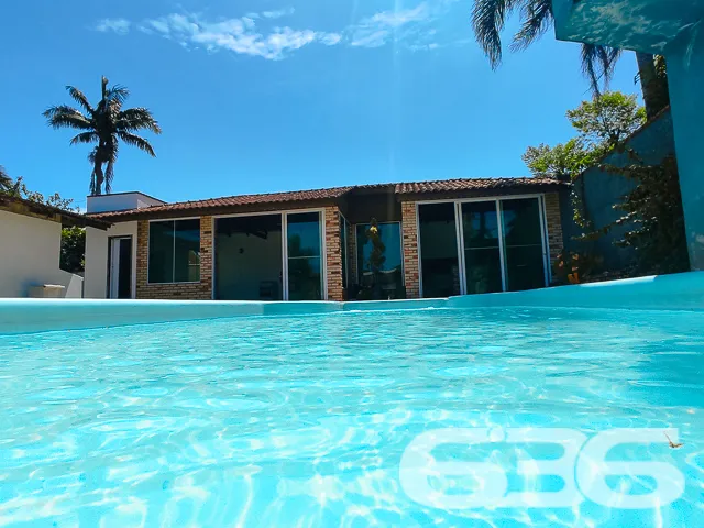 Viva o Paraíso em Balneário Barra do Sul, SC - EST