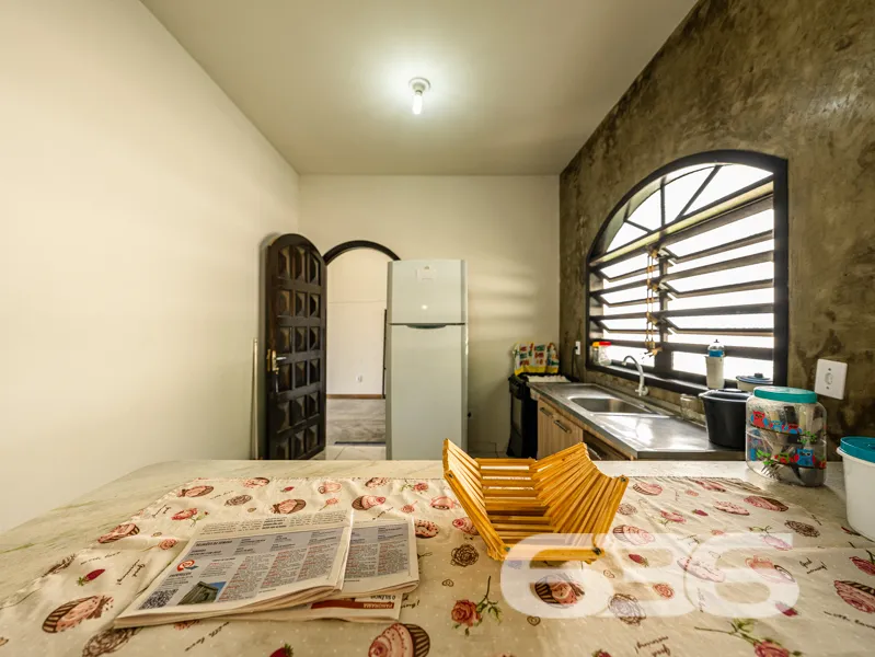 Descubra seu Refúgio na Beira da Lagoa: Casa Espaç