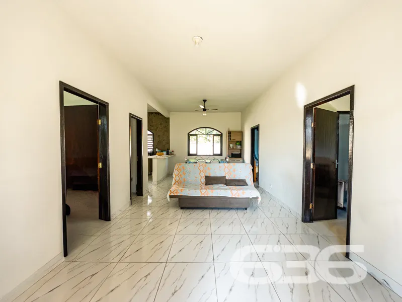 Descubra seu Refúgio na Beira da Lagoa: Casa Espaç