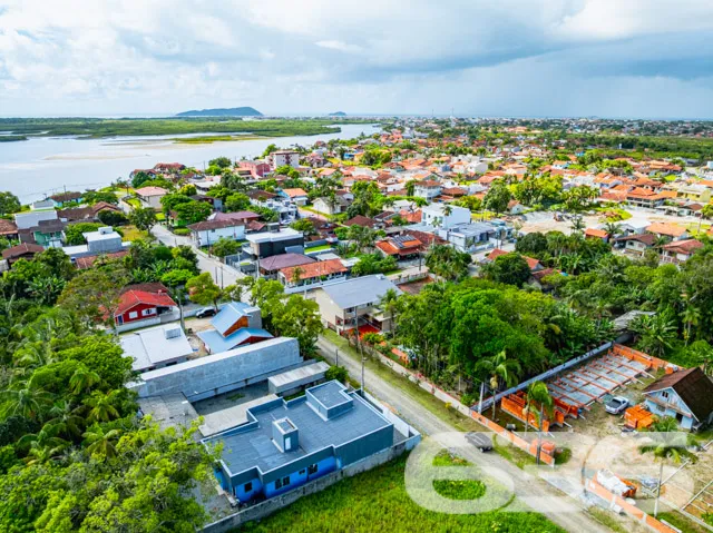 Residência de Alto Padrão em Balneário Barra do Su