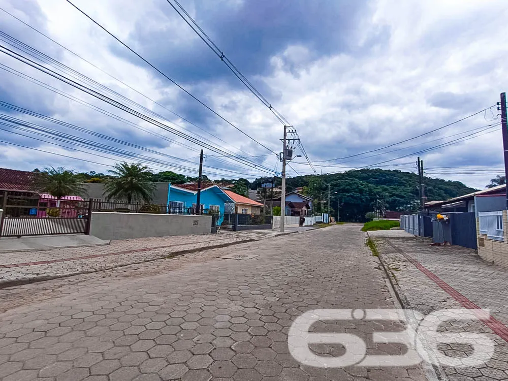 ???? ResidĂȘncia TĂ©rrea no Bairro Itaum, Joinville