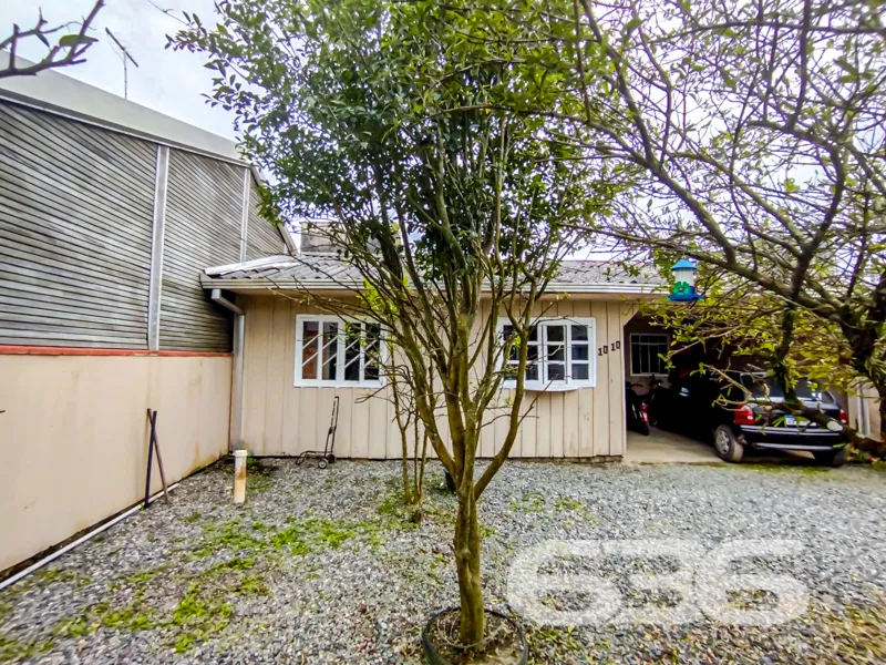 CASA COM POMAR NO BAIRRO COSTEIRA, BALNEÁRIO BARRA