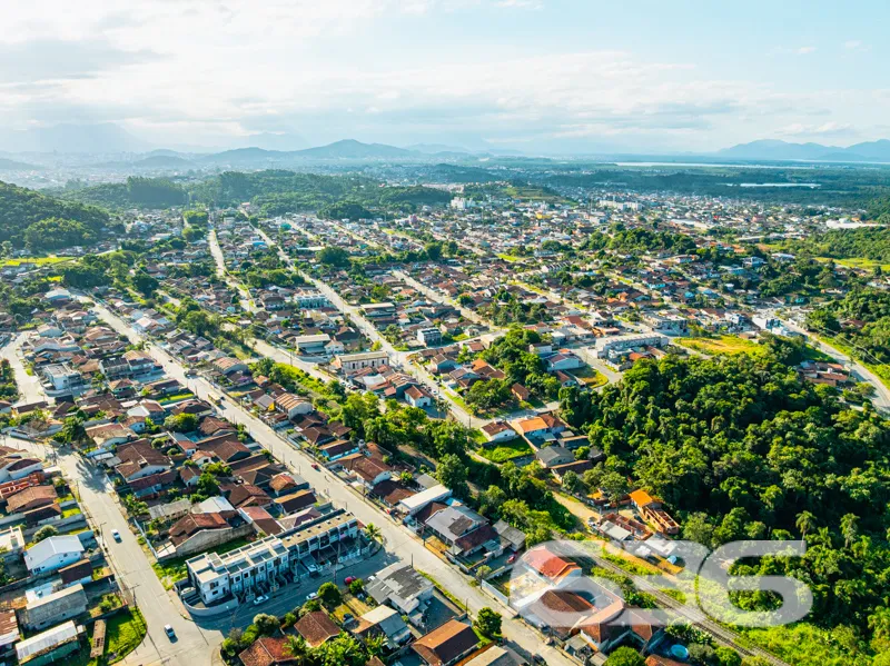 Oportunidade para morar bem ou investir com inteli