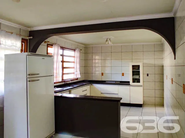 DUAS CASAS SOB UM MESMO TERRENO NO BAIRRO ANITA GA
