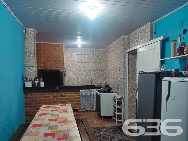CASA COM 3 DORMITĂRIOS EM ĂTIMA LOCALIZAĂĂO NO BAI