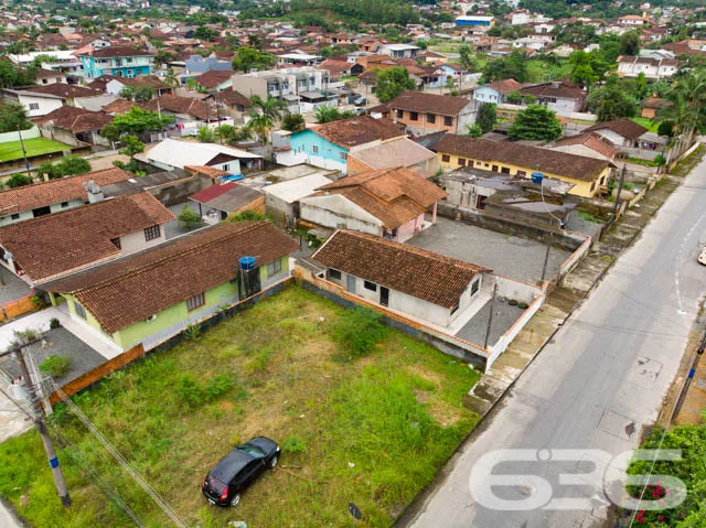 TERRENO DE ESQUINA, NO BAIRRO ITAUM, EM JOINVILLE 