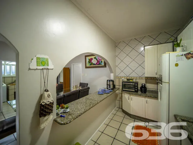 IMĂVEL COM 4 QUARTOS NO BAIRRO AVENTUREIRO - ESTUD