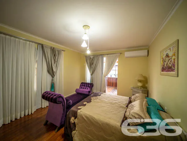 IMĂVEL COM 4 QUARTOS NO BAIRRO AVENTUREIRO - ESTUD