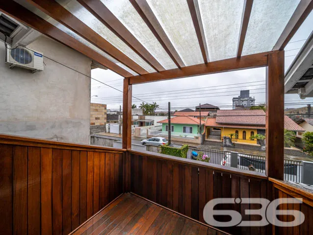 IMĂVEL COM 4 QUARTOS NO BAIRRO AVENTUREIRO - ESTUD