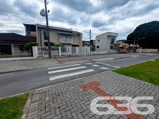 Sobrado à venda no bairro Boa Vista, Joinville/SC
