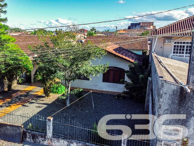 Descubra o potencial deste imóvel térreo em Joinvi