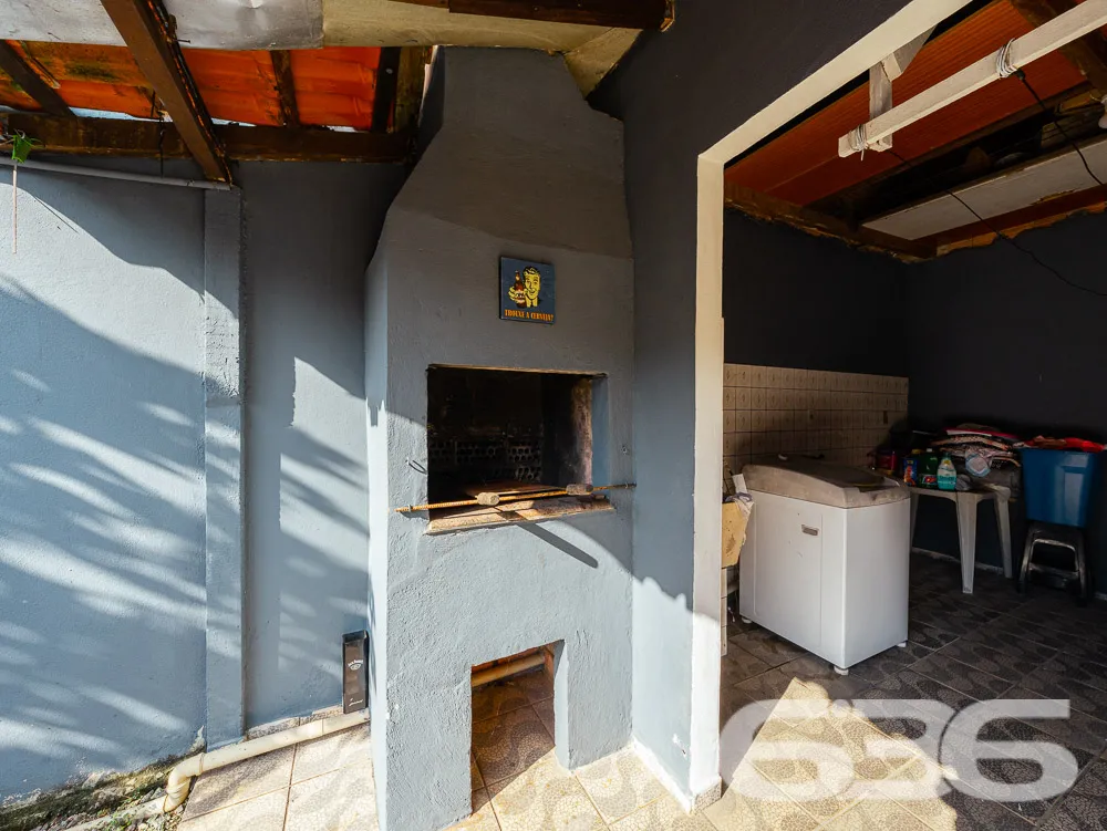 DUAS CASAS À VENDA NO BAIRRO BOA VISTA - ESTUDA PE