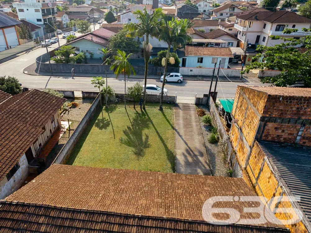DUAS CASAS À VENDA NO BAIRRO BOA VISTA - ESTUDA PE