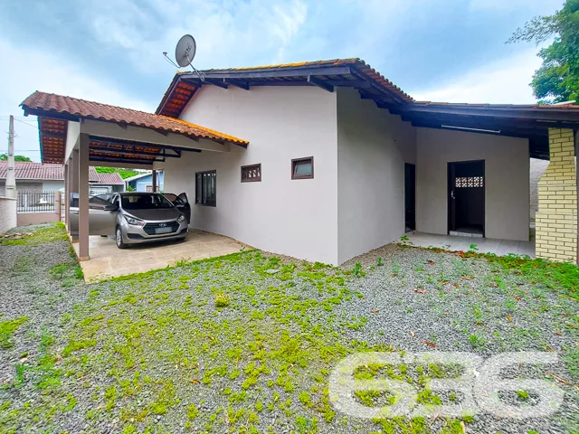 BAIRRO BOEHMERWALD â CASA COM SUĂTE + 2 QUARTOS E