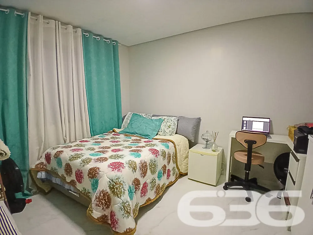 Residência de Alto Padrão no Bairro Costa e Silva,