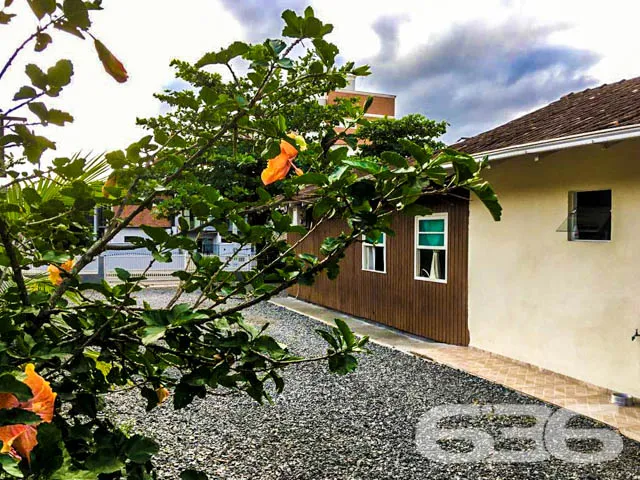OPORTUNIDADE DE TERRENO À VENDA NO BAIRRO COSTA E