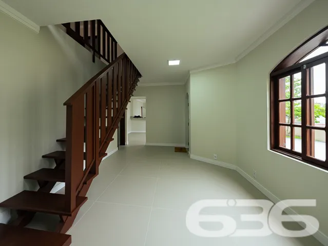SONHE GRANDE NO BAIRRO ANITA GARIBALDI: CASA ESTIL