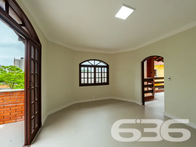 SONHE GRANDE NO BAIRRO ANITA GARIBALDI: CASA ESTIL