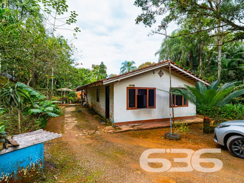 Amplo terreno com mais de 5.000 mÂČ em Joinville: l