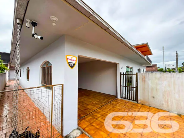 Excelente Casa Térrea no Bairro Iririú, Joinville