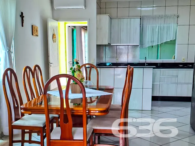 Apresentamos uma residência térrea de alto padrão 