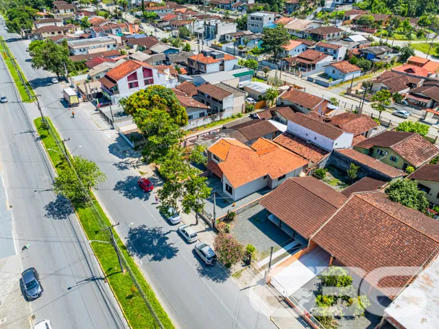 Descubra um refúgio urbano em Joinville, no bairro