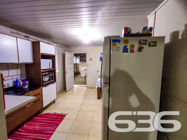 CASA COM 3 QUARTOS NO BAIRRO BOEHMERWALD - ESTUDA