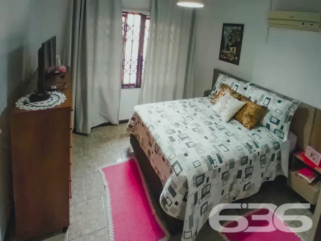 IMĂVEL COM 2 QUARTOS E SUĂTE NO BAIRRO BOEHMERWALD