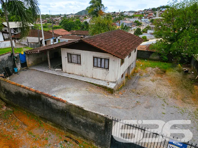 IMĂVEL DE ESQUINA NO BAIRRO JARIVATUBA!
Descubra
