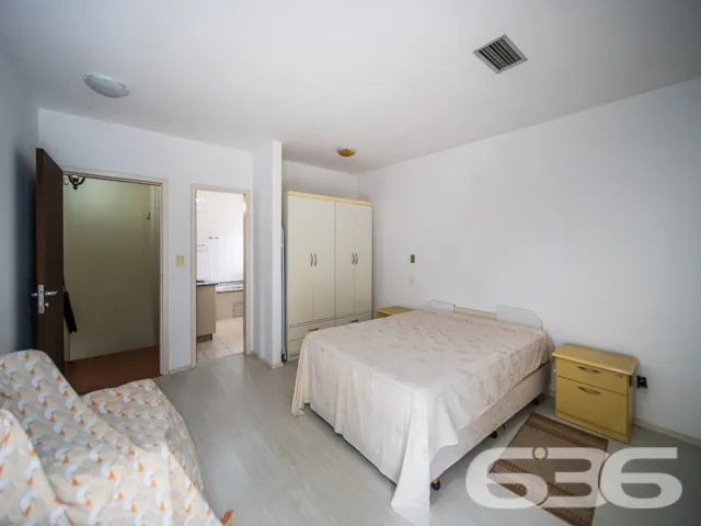 CASA COM 3 QUARTOS, NO BAIRRO SANTO ANTÔNIO, EM JO