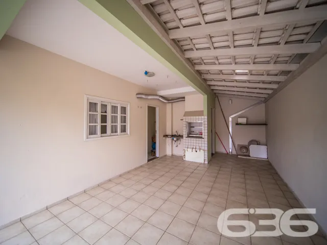 CASA COM 3 QUARTOS, NO BAIRRO SANTO ANTÔNIO, EM JO