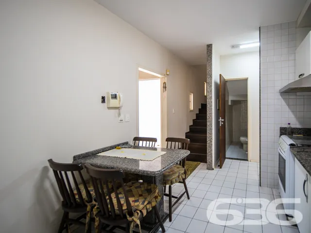 CASA COM 3 QUARTOS, NO BAIRRO SANTO ANTÔNIO, EM JO