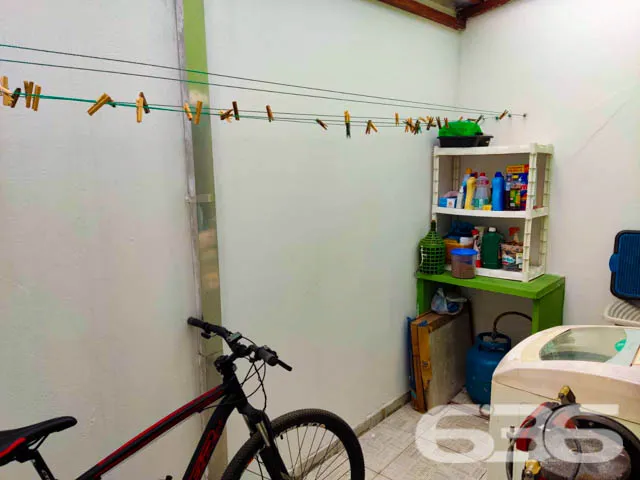 SOBRADO COM 2 QUARTOS NO BAIRRO JARDIM IRIRIÚ EM J