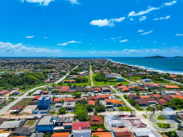 Apartamento em Balneário Barra do Sul, SC. Com uma