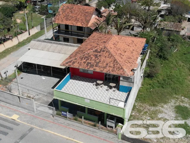 IMÓVEL ÚNICO EM BALNEÁRIO BARRA DO SUL: OPORTUNIDA