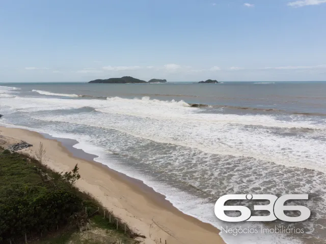 IMÓVEL ÚNICO EM BALNEÁRIO BARRA DO SUL: OPORTUNIDA