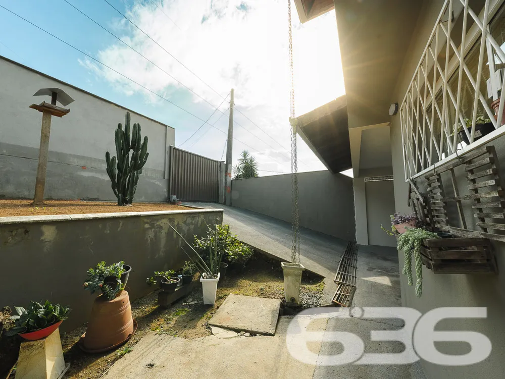 Sobrado Ă Venda em Joinville, SC â Bairro Santa Ca