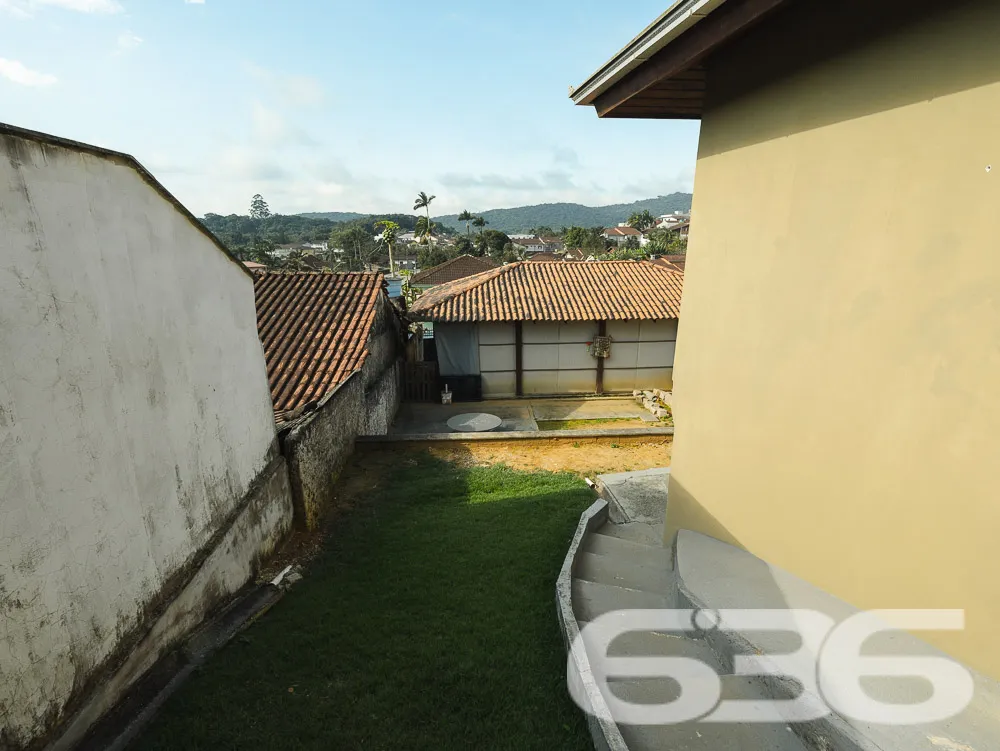 Sobrado Ă Venda em Joinville, SC â Bairro Santa Ca