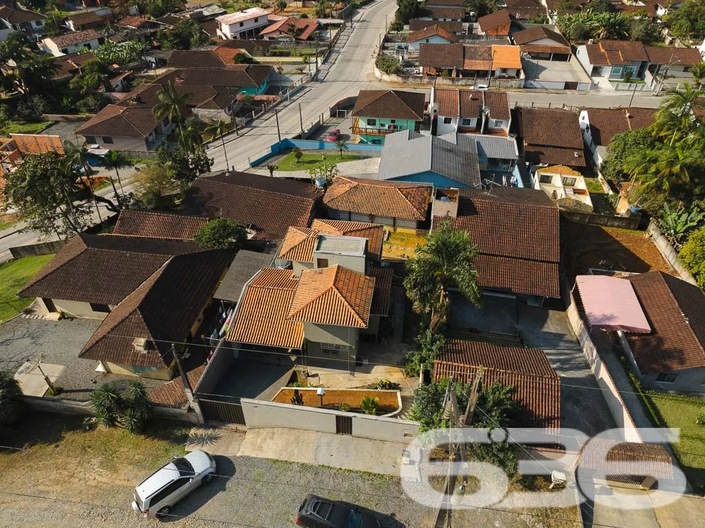 Sobrado Ă Venda em Joinville, SC â Bairro Santa Ca