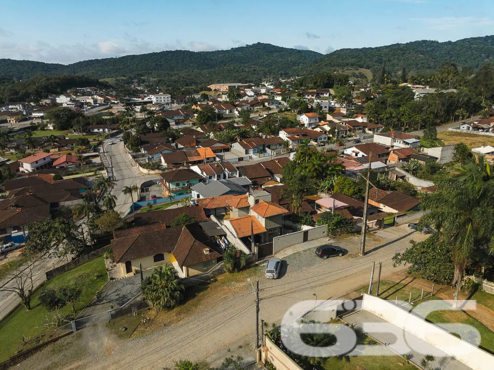 Sobrado Ă Venda em Joinville, SC â Bairro Santa Ca